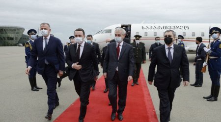 Gürcüstanın Baş naziri İrakli Qaribaşvili Bakıdadır