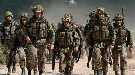 NATO Rusiya ilə sərhəddə hərbi təlimlərə başladı