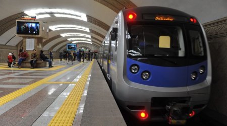 Metroda atışma - 2 sərnişin yaralandı, 24 nəfər öldü - VİDEO