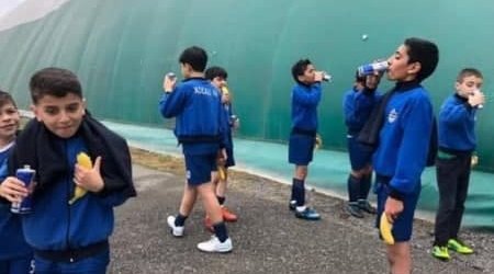 Azərbaycanın futbol klubunda ŞOK Hadisə - Uşaqlara qadağan edilən içkilər verilir 