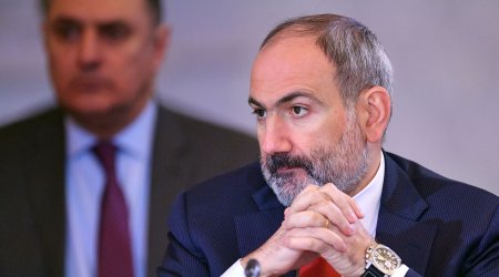 Petrosyan: “Paşinyan Ermənistanı bir türk vilayətinə çevirir”