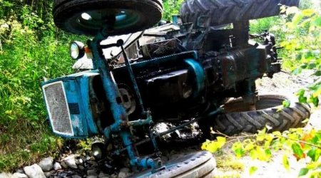 Beyləqanda avtomobillə traktor toqquşdu, ölən var