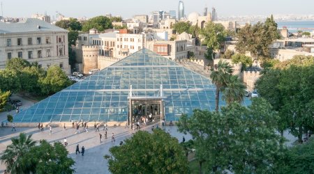 “İçərişəhər” metrostansiyası yaxınlığında yol çökdü – FOTO