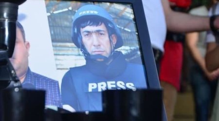 Şəhid jurnalist dəfn edildi  
