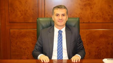Yeniyetmə bələdiyyə sədrini güllələdi - ANBAAN VİDEO 