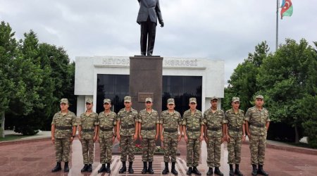 Milli Qurtuluş Günü münasibətilə Azərbaycan Ordusunda silsilə tədbirlər keçirildi - FOTO