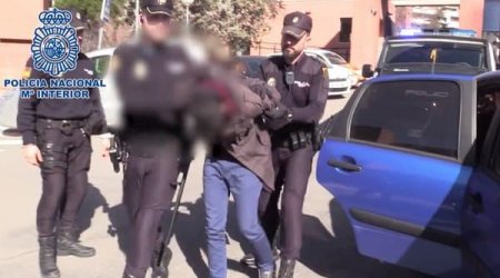 ŞOK: 28 yaşlı oğlan anasını öldürdü, qalıqlarını itə verdi - FOTO\\VİDEO