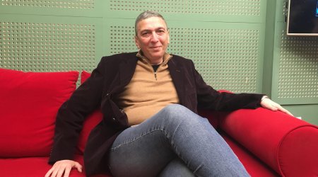 Ermənistanda seçki məntəqəsində keçmiş “KVN”şik tutuldu - VİDEO