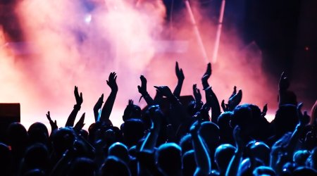 50 nəfərlik mərasimlərdə COVİD-19 pasportu tələb edilməyəcək