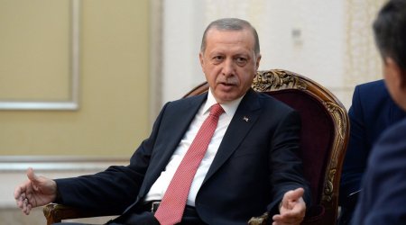 Ərdoğan Berdiməhəmmədovla regional məsələləri müzakirə etdi