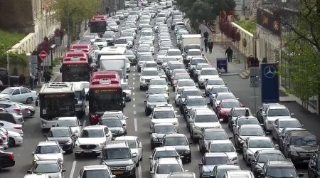 Bakıda bu yollarda tıxac var