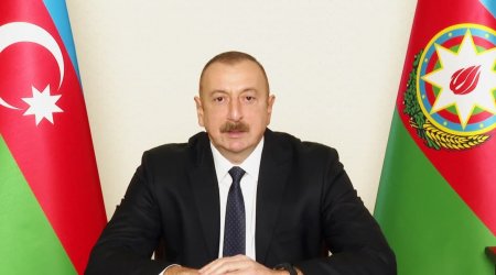 İlham Əliyev şəhid jurnalistlərin ailələrinə ev verdi - FOTO 