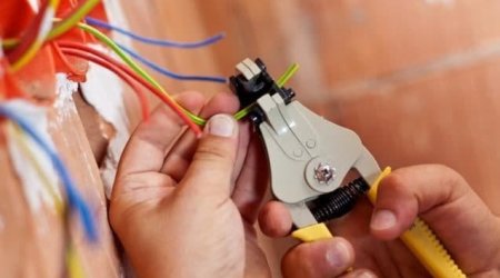 Şəmkirdə gənc oğlan elektrik cəryanı vurması nəticəsində öldü