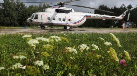Göyərtəsində turistlər olan helikopter qəzaya uğradı