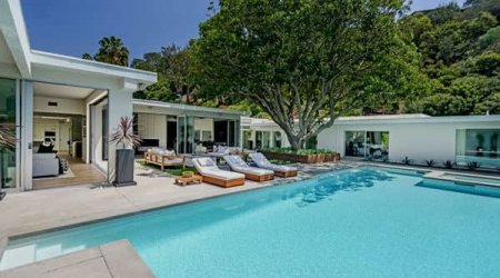 “WatsApp”ın sahibi Sindi Kroufordun mülkünü aldı