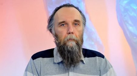 “Azərbaycan səbirli olmalıdır” - Aleksandr Duqin