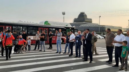 Paralimpiyaçılar Tokioya yola düşdü - FOTO