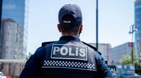 Bakıda polis mülki geyimdə yoxlama aparır – VİDEO