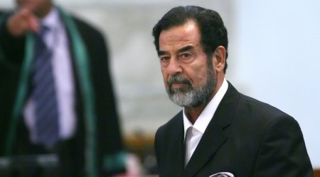 Səddam Hüseyn erotik roman yazıb  – MARAQLI FAKTLAR