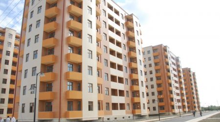 Bakıda mənzildə kişi meyiti aşkarlandı