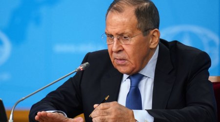 Lavrov erməni jurnalisti necə susdurdu? - VİDEO