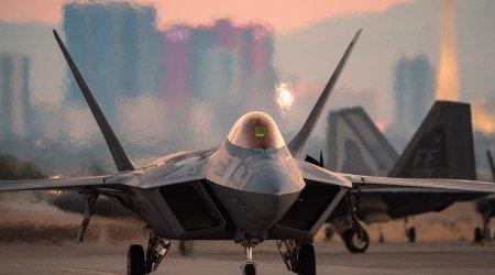 F-22 “Raptor” qırıcı parkı tamamilə yeniləri ilə əvəzlənir - FOTO