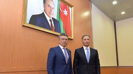 Rəşad Nəbiyev qazaxıstanlı nazirlə görüşdü - FOTO