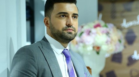 Azərbaycanlı aparıcı həyat yoldaşı ilə - YENİ FOTO