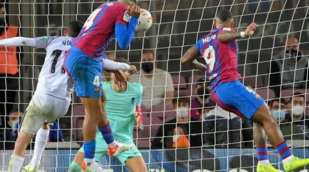 “Barselona” məğlubiyyətdən son anda qurtuldu - VİDEO