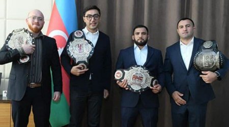 Nazir MMA döyüşçüsü və məşqçisi ilə görüşdü