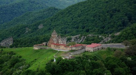 Ermənistan prezidenti Armen Sarkisyandan Şuşa təxribatı - FOTO