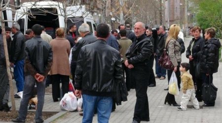 Ermənilər ölkəni kütləvi şəkildə tərk edir – SON STATİSTİKA