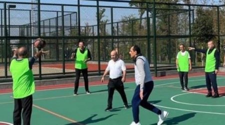 Ərdoğan nazirlərlə basketbol oynadı - FOTO