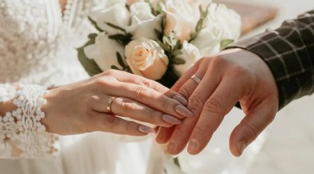 Elçiliyə gedən bəy qapıları səhv saldı, ortaya bu görüntülər çıxdı - VİDEO 