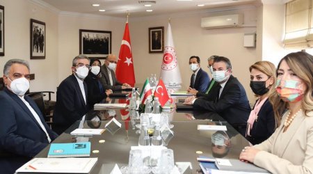 Türkiyə və İran XİN-ləri arasında GÖRÜŞ – Bu məsələlər müzakirə olundu - FOTO 