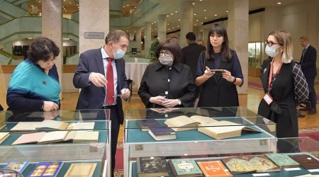 Sankt-Peterburqda “Nizaminin sözünü hiss et” sərgisi açıldı - FOTO