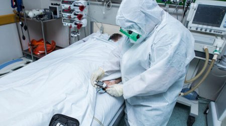 Azərbaycanda məktəb direktoru koronavirusdan vəfat etdi