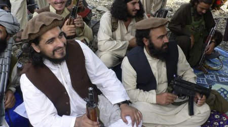 Taliban Çinin xarici işlər nazirinə tiryək hədiyyə etdi - VİDEO