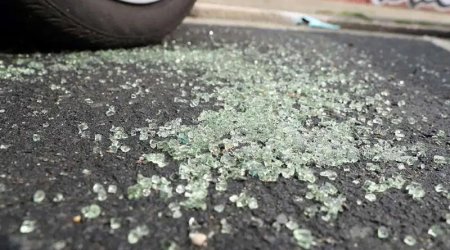 Ələt-Astara yolunda qəza: mikroavtobus yük maşınına çırpıldı