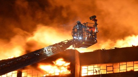 Masallıda ikimərtəbəli yaşayış evi yandı