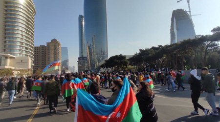 Bakıda Zəfər yürüşü başa çatdı