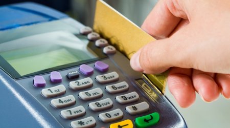 Nağdsız ödənişlərin həcmi 8 milyard manatı keçdi