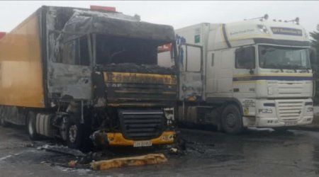 Xaçmazda yük avtomobili yandı – 2 nəfər yanıq xəsarətləri aldı