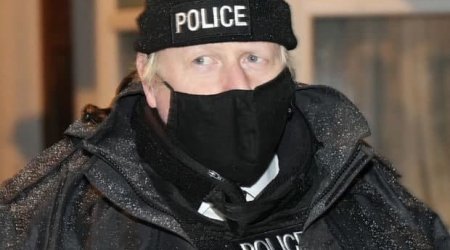 Boris Conson polis forması geyindi - SƏBƏB - VİDEO