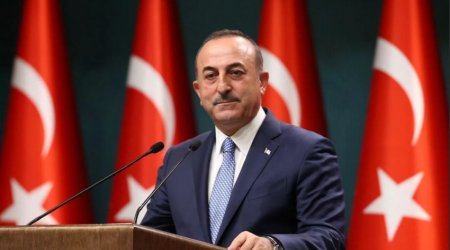 Çavuşoğlu İlham Əliyevi Azərbaycan dilində təbrik etdi - FOTO