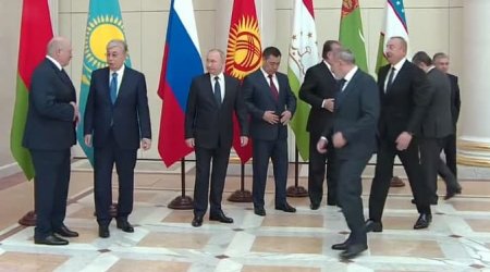 Nazarbayev Putinin təklifinə \