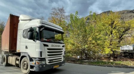 Azərbaycanın nəzarətində olan Gorus-Qafan yolundan erməni maşınları keçirmi?
