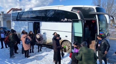 Bakıdan Şuşaya gedən növbəti avtobus mənzil başına çatdı – FOTO