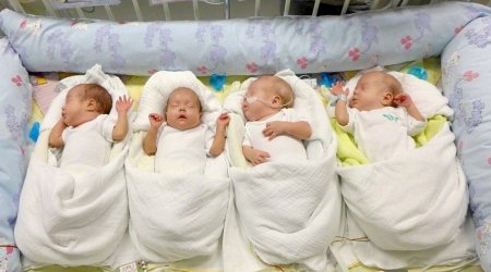 Bakıda koronavirusa yoluxan qadın 4 uşaq dünyaya gətirdi