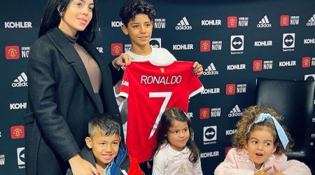 Ronaldonun oğlu atasının yolunu gedir – “Mançester Yunayted”lə MÜQAVİLƏ 